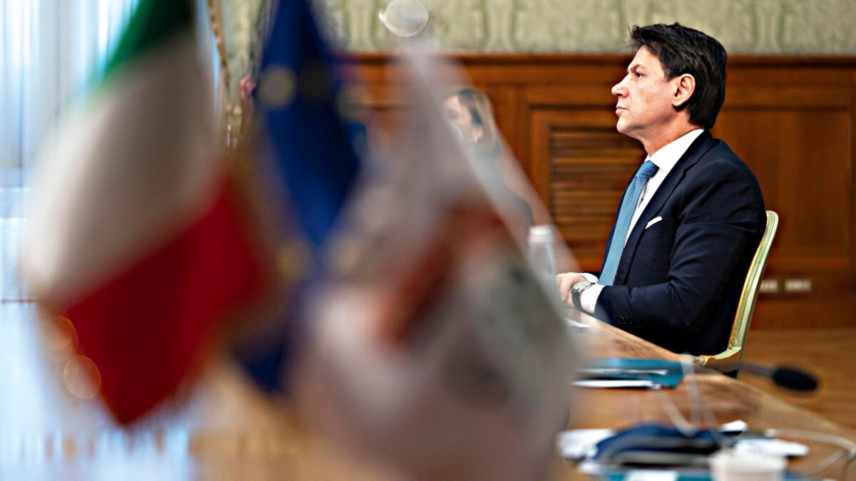 Blitz di Conte sui collegi per restare in sella