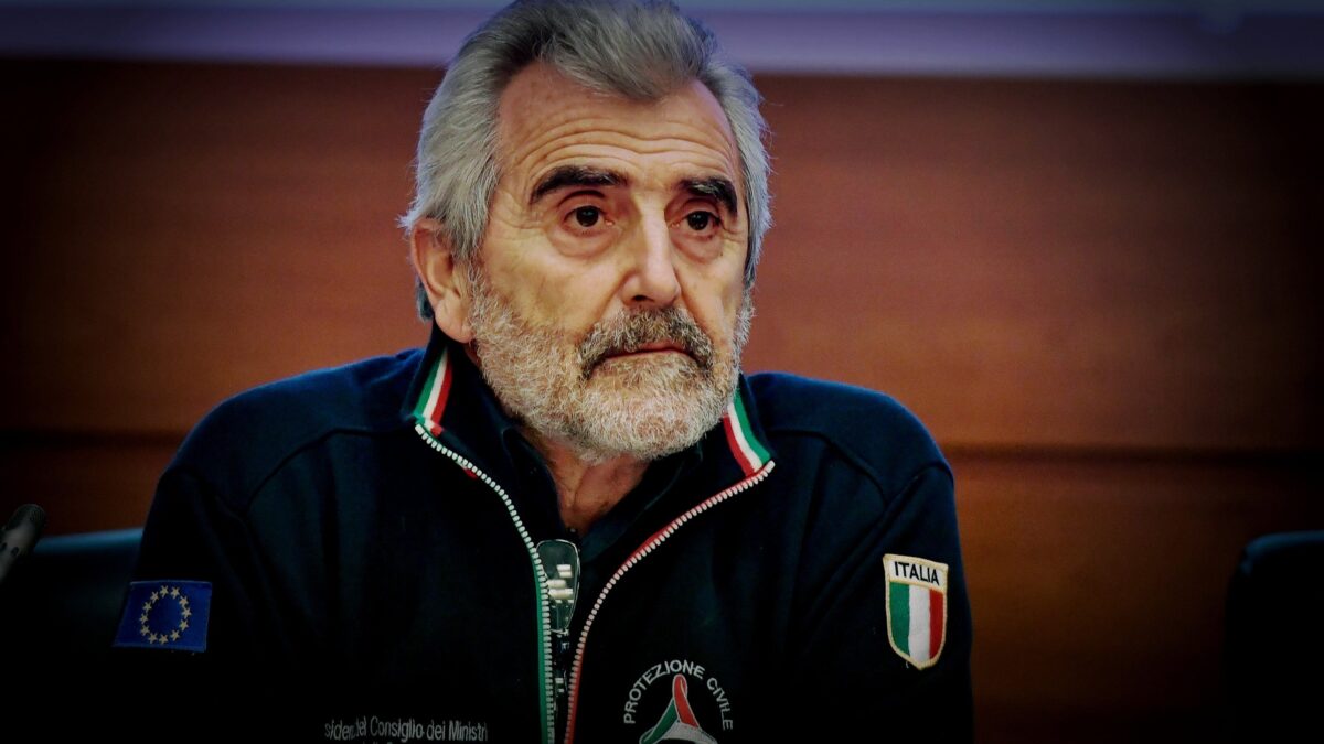 Nel teatrino calabro Conte ha perso la faccia