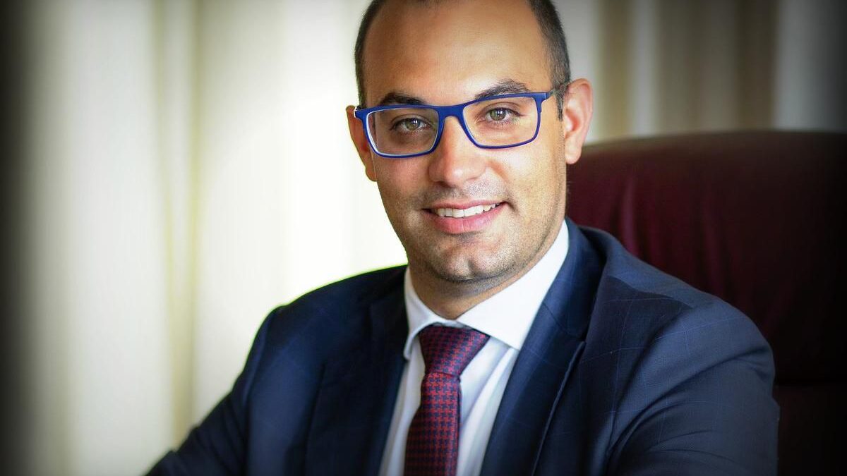 «Dirò no al nuovo Mes. I vertici del partito si sono calati le braghe»