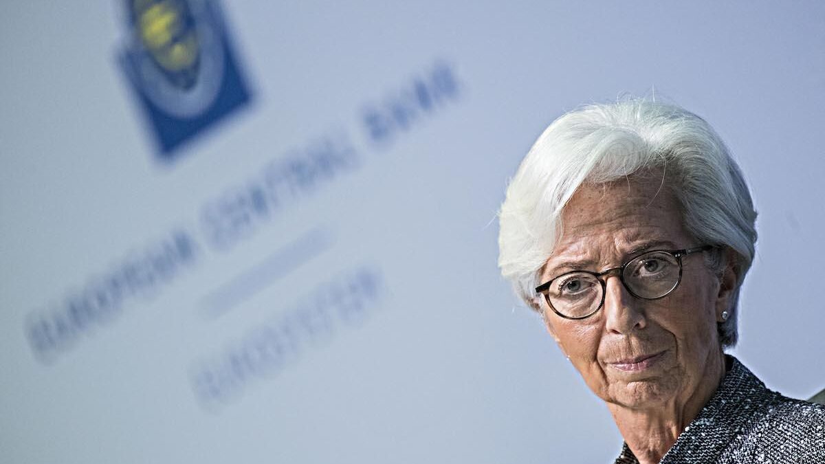 Strigliata della Bce: «Il cashback danneggia i contanti»