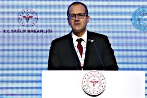 E l’Oms indottrina i suoi funzionari. «Niente critiche al governo di Roma»