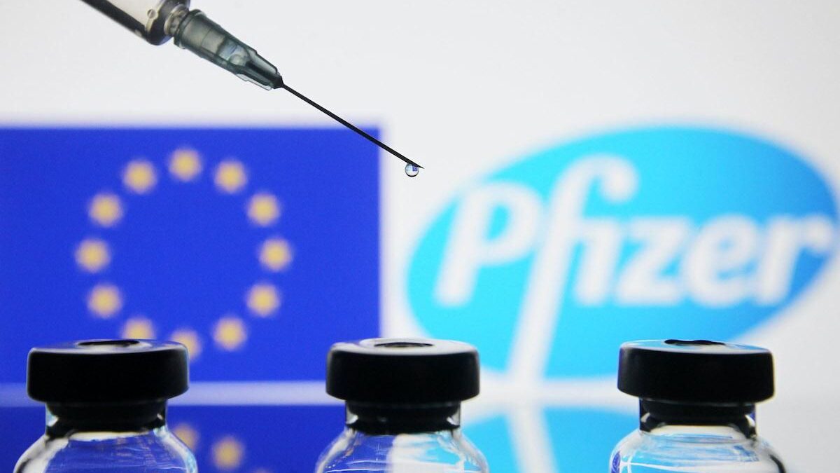 Semaforo verde dell’Ema a Pfizer ma le reazioni avverse sono troppe