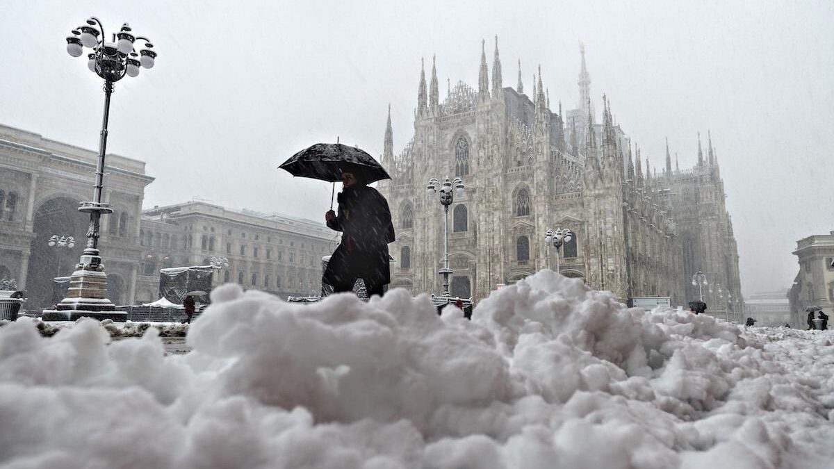 Milano paralizzata, le critiche irritano Sala