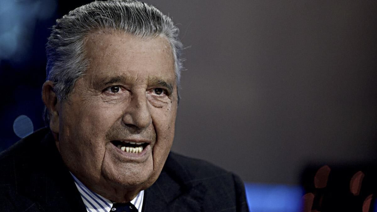 De Benedetti almeno lo dice chiaro. «L’Ue serve a fare fuori la destra»