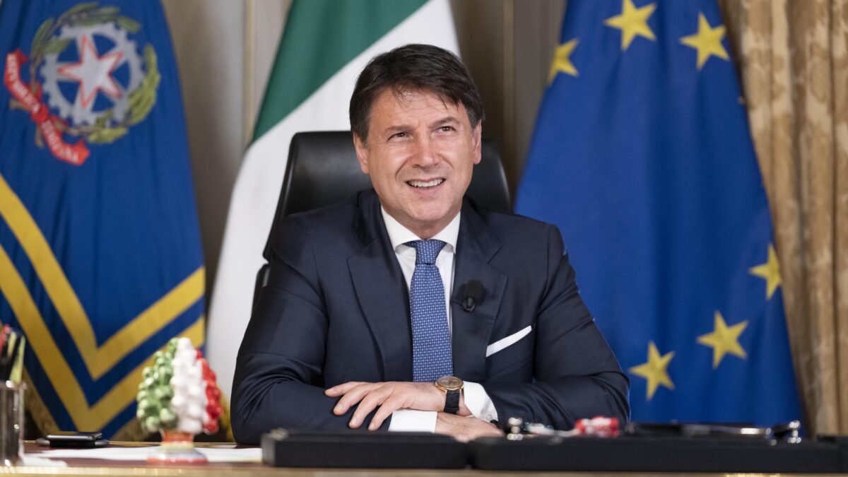 Slitta il Cdm sul Recovery. E le cancellerie europee adesso tampinano il governo