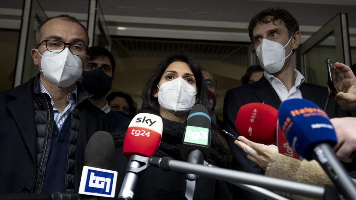 Raggi assolta e furiosa con il M5s: «Credo debbano riflettere in tanti»