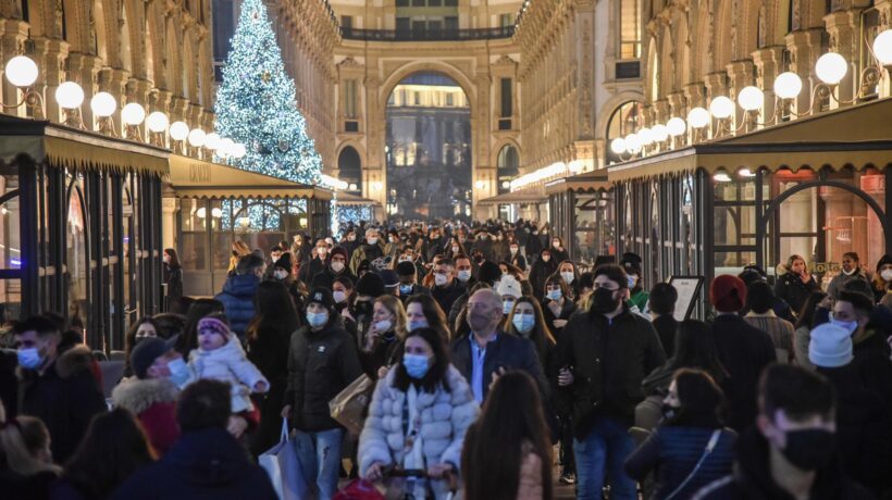 Dal flop dei semafori ai capoluoghi blindati. Tutte le bestialità del dl ammazza Natale
