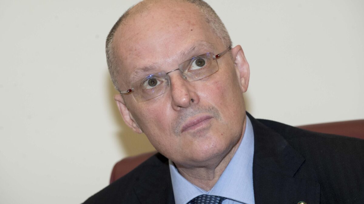Nell’era Ricciardi tagliati due enti anti pandemia