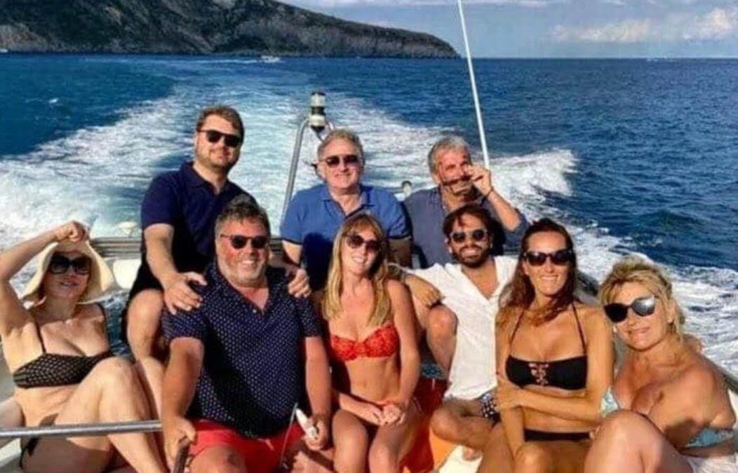 L’amico della Boschi vuol far pagare i lifting allo Stato