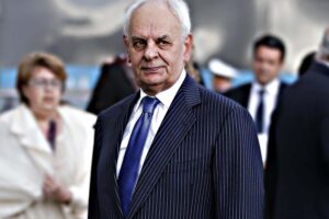 «Noi amiamo più la sicurezza della libertà»