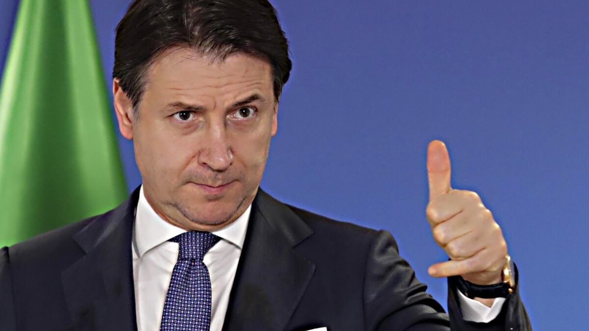 Si esulta per il Recovery mentre il Paese va a fondo