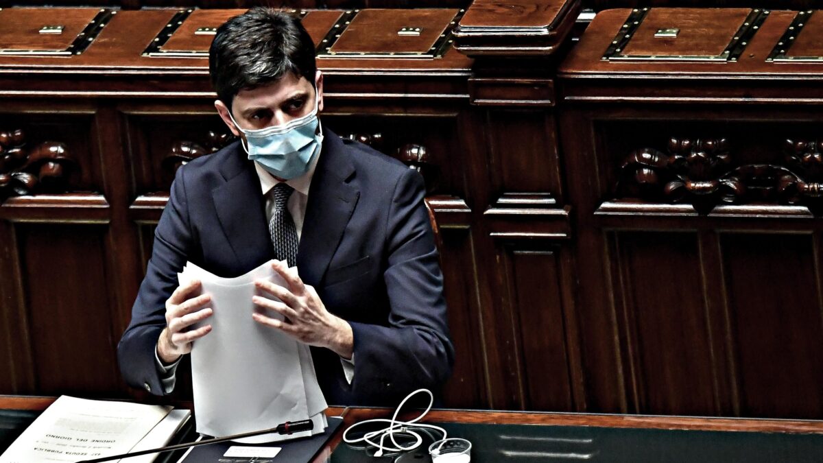 Il consulente di Speranza sbugiarda il suo capo sul piano anti pandemia