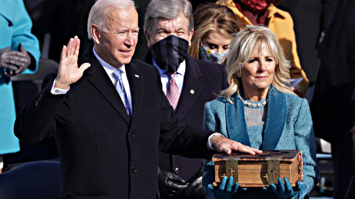 Il programma di Biden: cancellare Donald