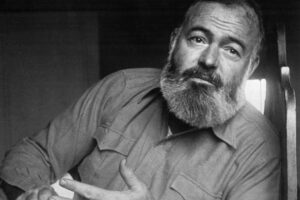 L’alcol, autoterapia del depresso Hemingway