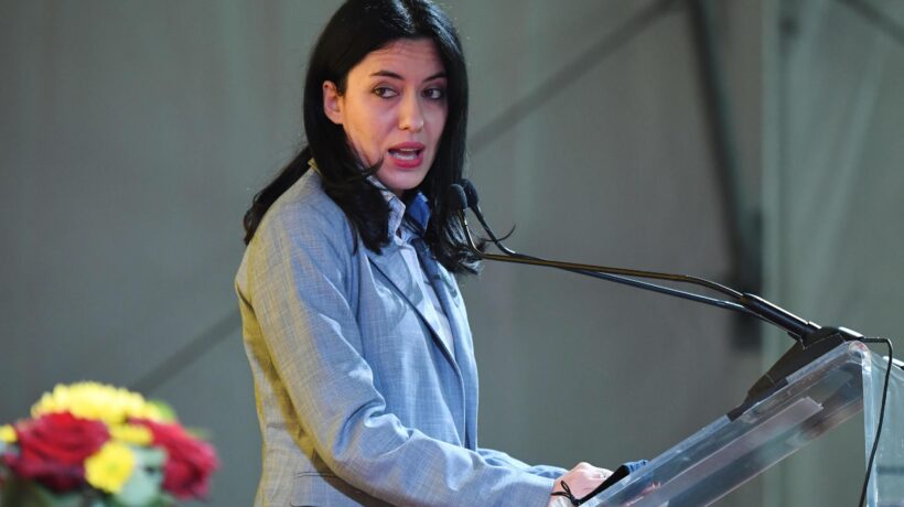 Cara Azzolina, come fa a dirsi «soddisfatta»?