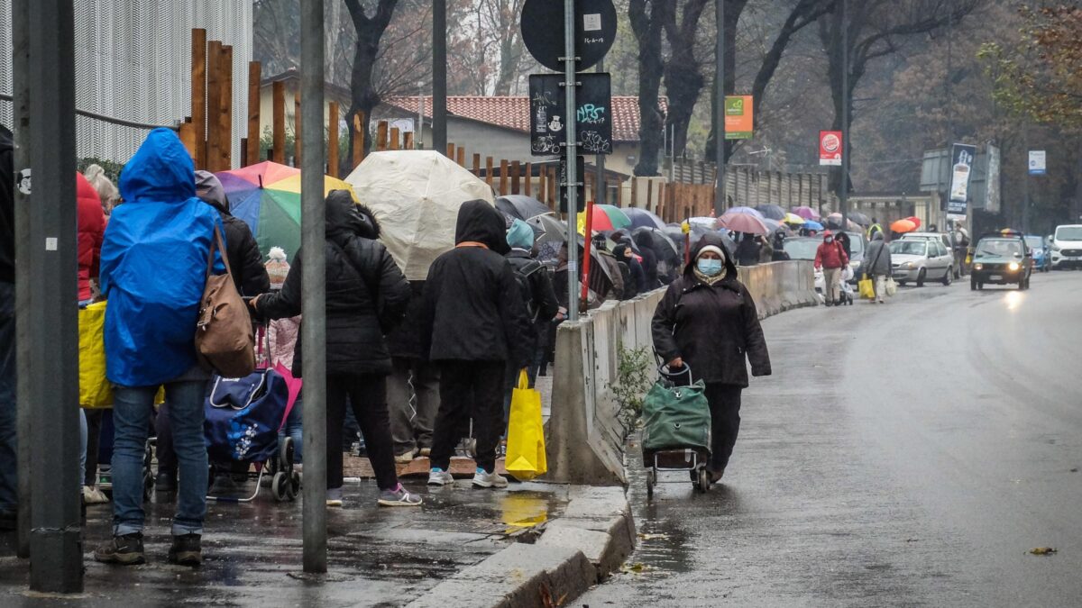 Poveri raddoppiati: 4 milioni di italiani senza cibo