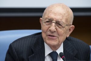 «Prima o poi anche la Consulta boccerà le misure anti Covid»