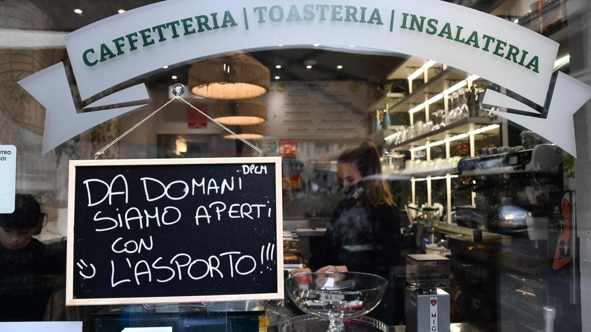 Ma che hanno fatto di male baristi e ristoratori al governo?