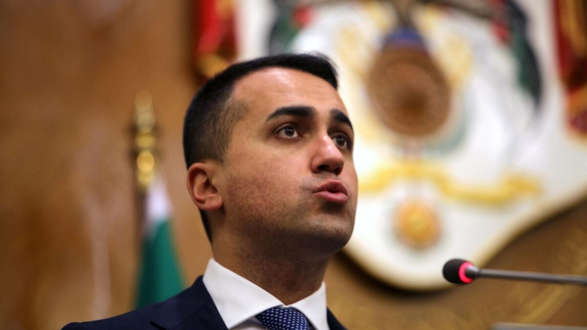 I «costruttori» latitano e Di Maio scalpita. La poltrona di Giuseppi traballa sempre di più