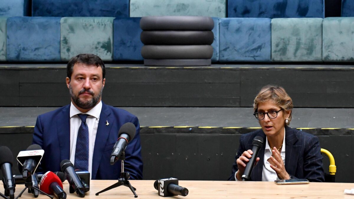 Governo in fuga dal caso Open Arms. E l’accusa dà i numeri sui migranti