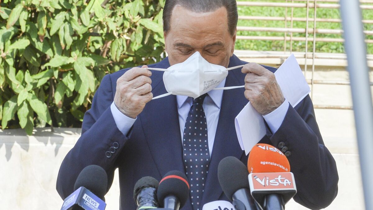 A destra condannano i transfughi. Ma Forza Italia rischia smottamenti