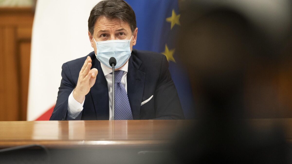 Al governo le notizie fanno più paura del Covid