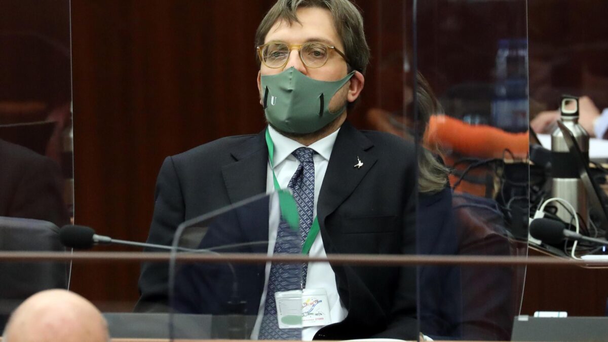 Guido Guidesi: «Lombardia in rosso per calcolo politico»