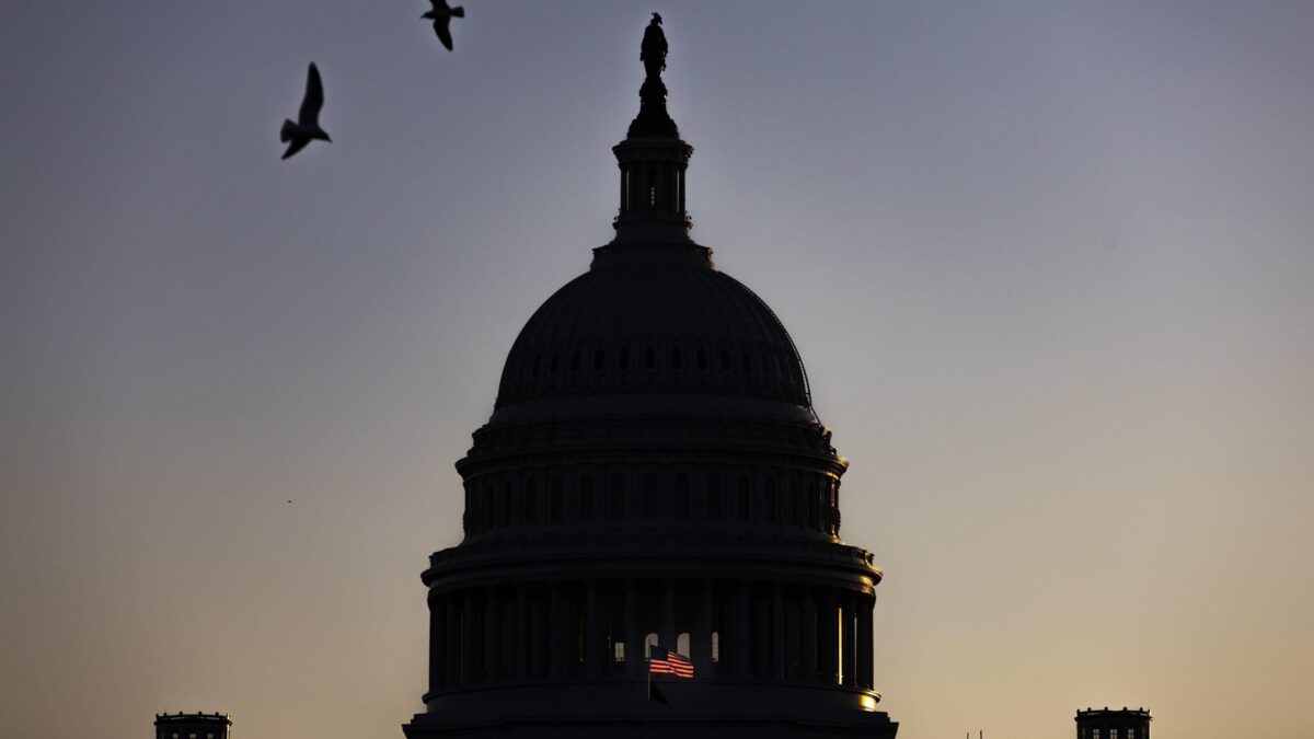 I social che censurano Trump possono imbavagliare tutti