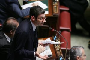 Condannato l’ex deputato Volontè: «corrotto da azeri»
