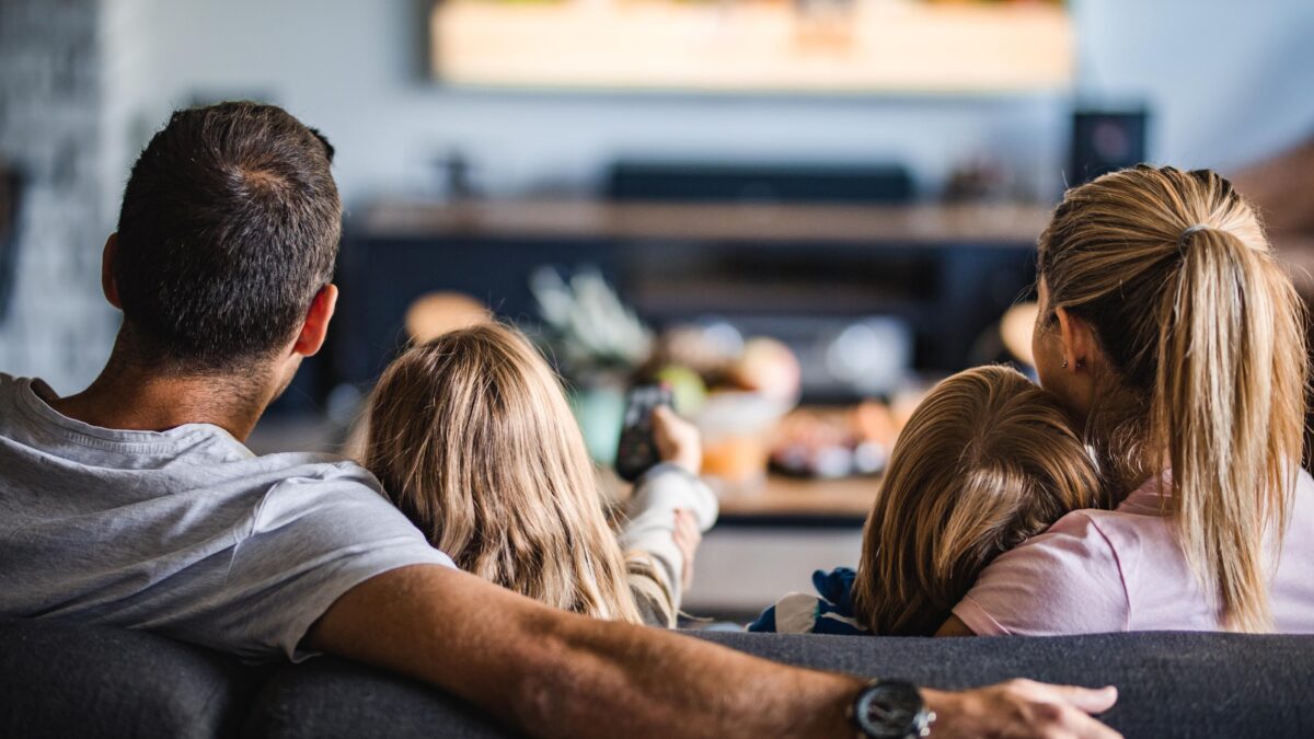 Genitore 1 e 2, Pro Vita e Famiglia: «Pura ideologia e colossale menzogna»