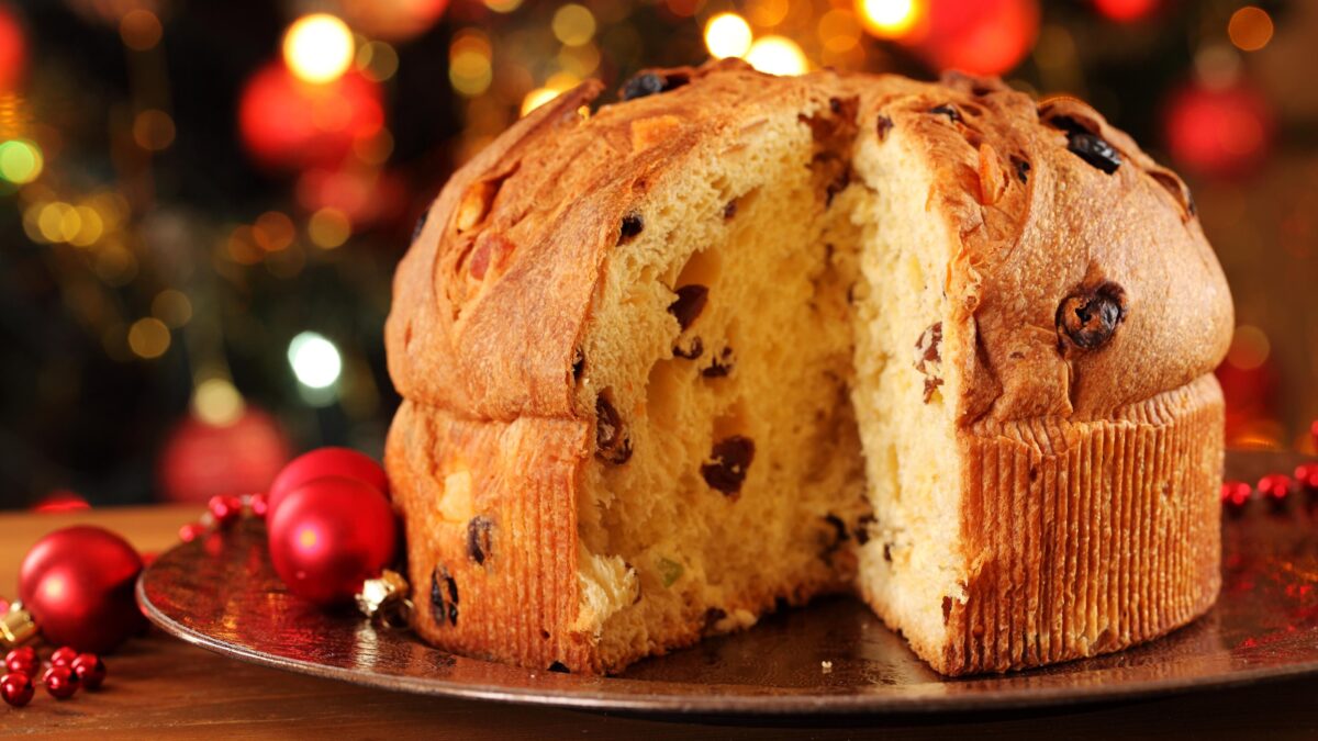 Non solo panettone. Dai Papi a Napoleone tutti pazzi per i dolci