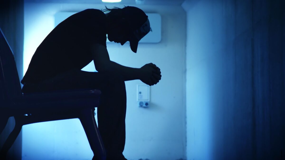 Un giovane al giorno ha tentato il suicidio