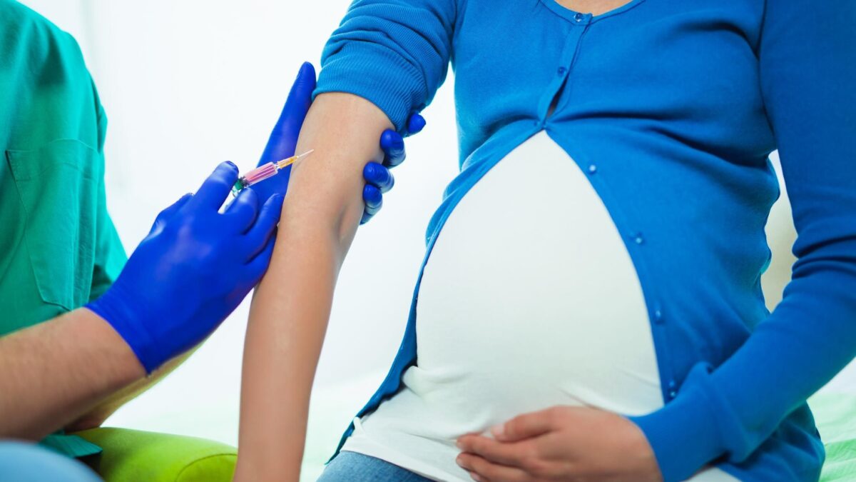 Troppi i dubbi sul vaccino diventato dogma