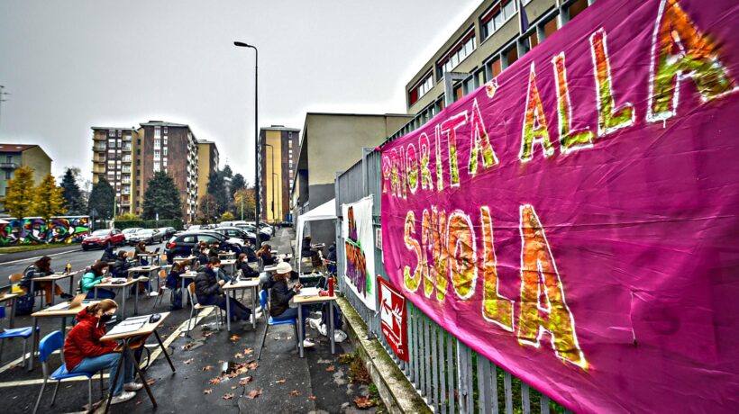Metà Regioni contro l’esecutivo. «Le scuole non saranno riaperte»