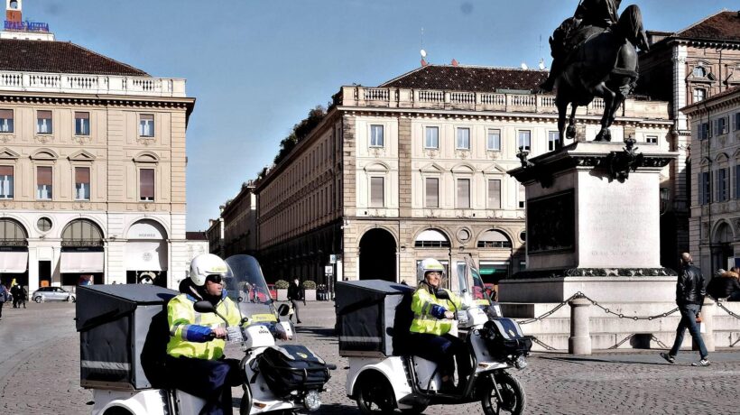 Per lo smistamento c’è l’ipotesi Poste