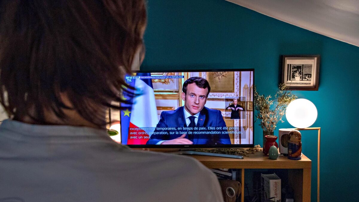La tv statale francese paga l’extra ai giornalisti che parlano bene di Ue