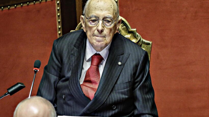 Questua tra i senatori a vita. Un altro motivo per abolirli