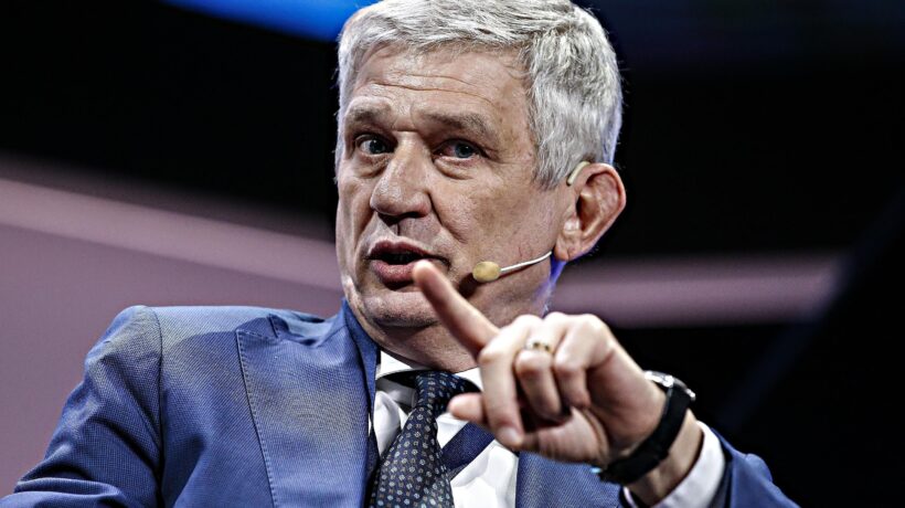 Giuseppi risolve il puzzle intelligence. Ma mantiene lui il controllo degli 007