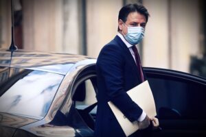 Pd e M5s temono il partito di Conte. Forse questa volta ci liberano da lui