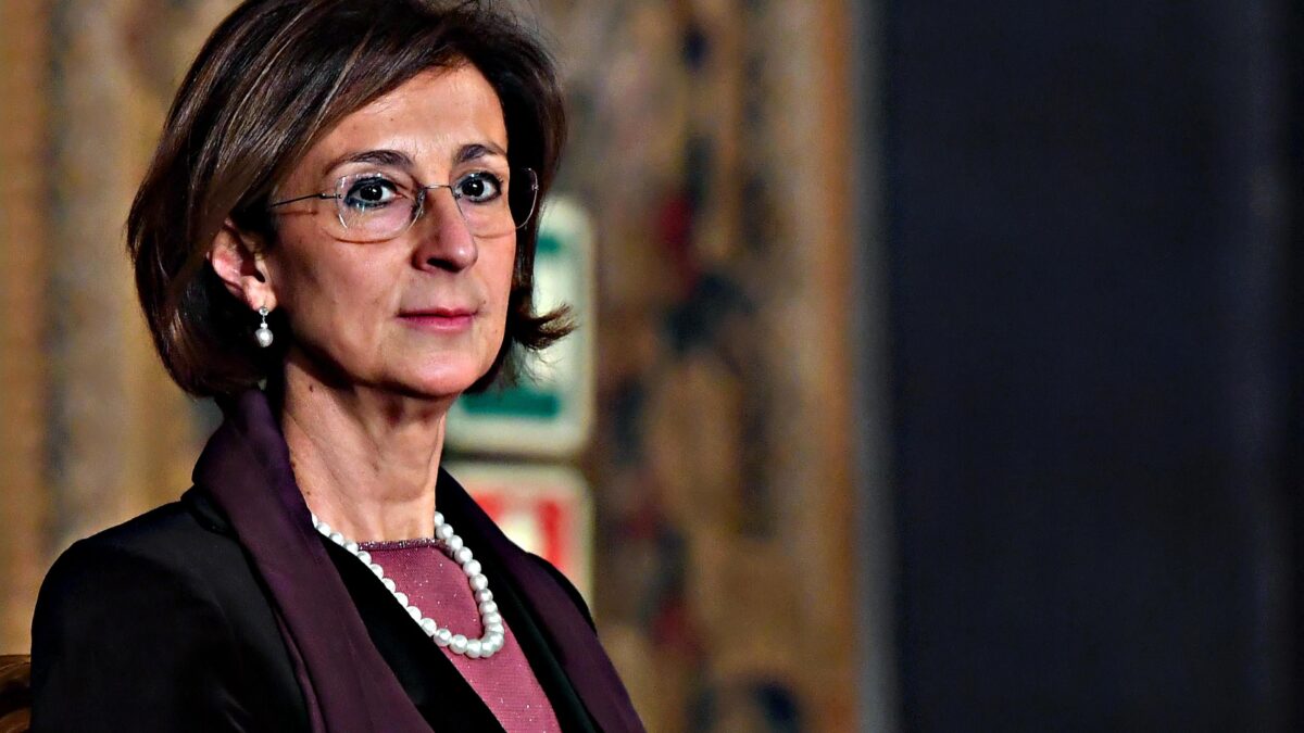 Comizio di Renzi al Quirinale. Sfida Giuseppi e gli alleati: «Senza di me non fate nulla»