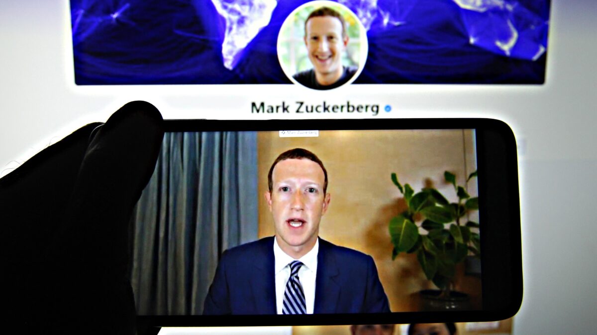 Europa e Biden compatti. Avanza il fronte che resiste ai ricatti di Facebook