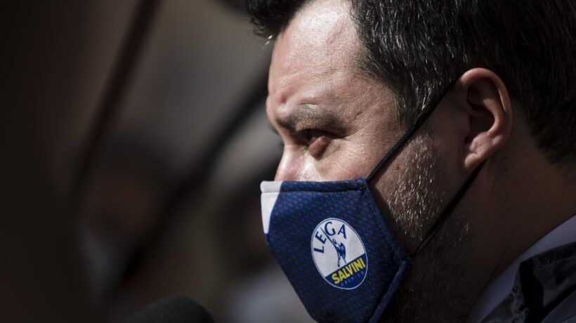 Salvini si smarca dai provocatori per dare le carte nel governo Draghi