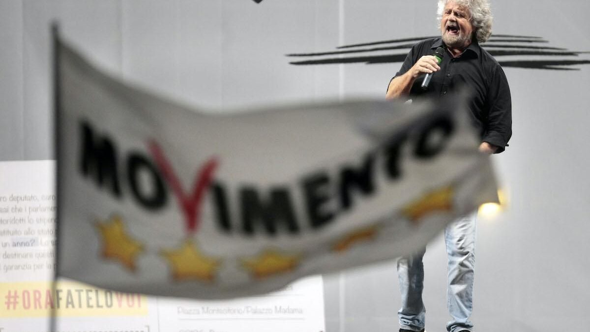 Beppe Grillo vede i sorci «green». Ora prova a disinnescare Rousseau