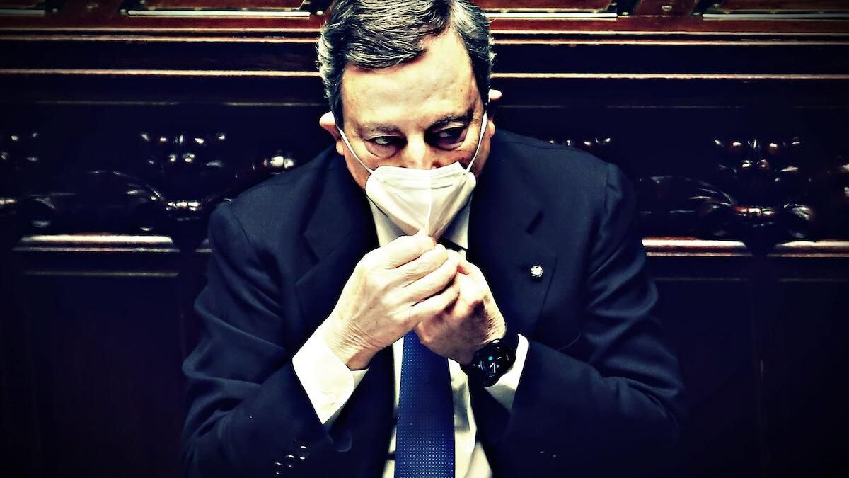 Se non sblocca vaccini e ristori Draghi farà la fine di Giuseppi