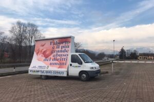 Aborto, Pro Vita & Famiglia: «Non molleremo con la campagna. L’aborto non può essere un dogma»