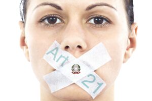 Dietro la difesa della libertà di parola c’è un assist per il pensiero unico
