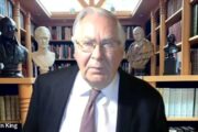 Guarda il webinar con Lord King, ex governatore della Banca d’Inghilterra