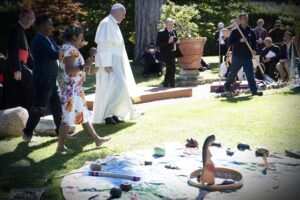 «Pachamama» ora è un passatempo. Ma se gioca la Chiesa non fa ridere