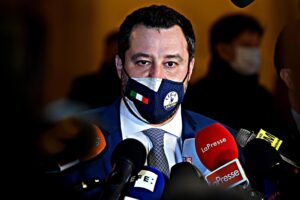 Pace fiscale, cantieri e meno divieti. Salvini chiude il patto con Mr Bce