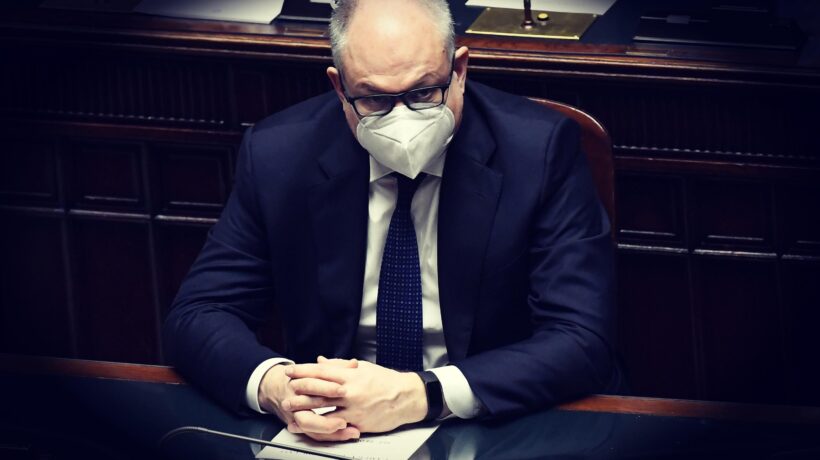 Sace cerca cacciatori di teste. Bando da 700.000 euro